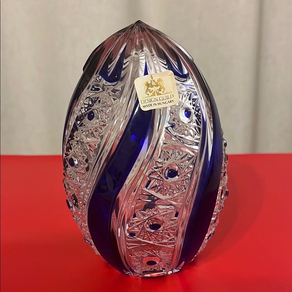 BEAUTIFUL COBALT BLUE AND CLEAR CUT CRYSTAL EGGS